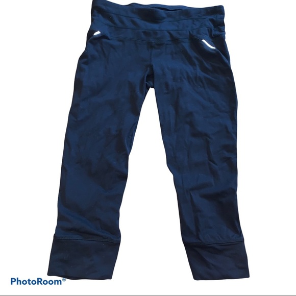 Athleta Black Relay Capri Leggings Running Tights size Small - Picture 4 of 9